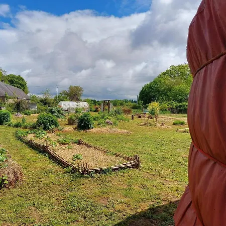 بيت للعطل Yourte De Charme Pres De La Nature, 27m², 2 Adultes + Enfants, Cuisine Et Espaces Communs Partages - Fr-1-600-219 Montenay